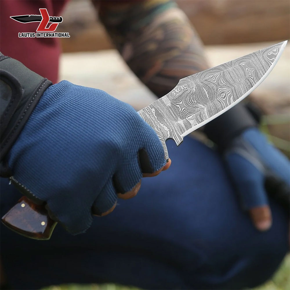 Damascus Steel Fixed Blade Hunting Knife