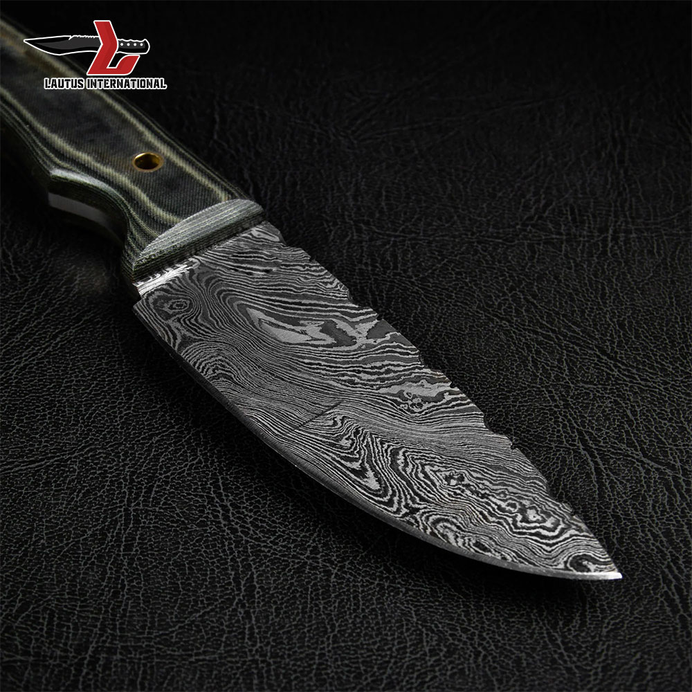Damascus Steel Bowie Knife
