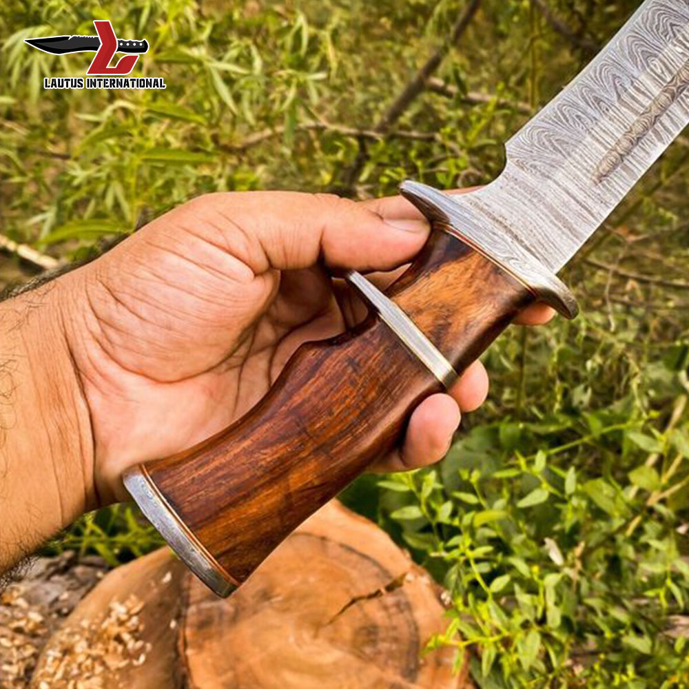 Damascus Steel Bowie Knife