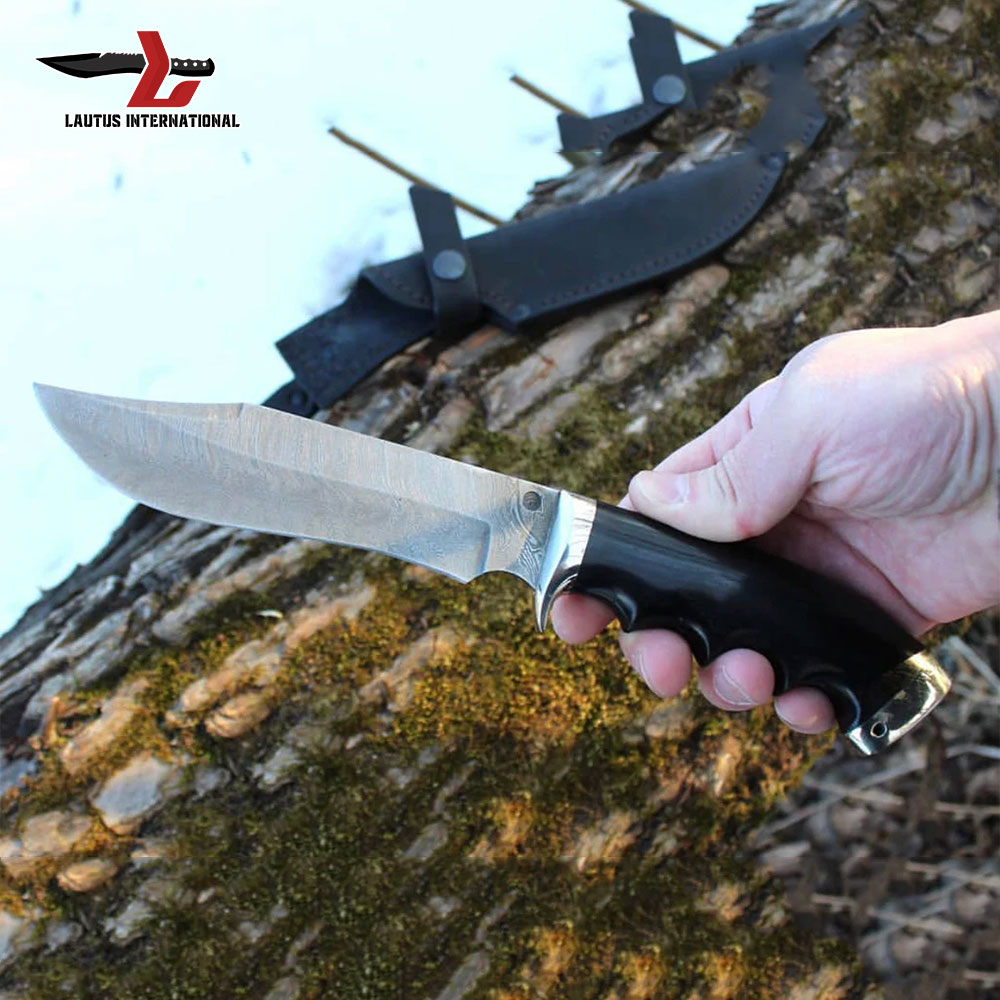 Damascus Steel Bowie Knife